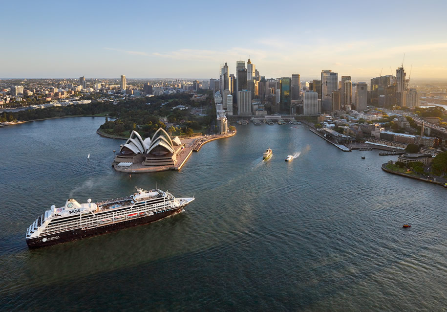 Azamara Arrives in Sydney
